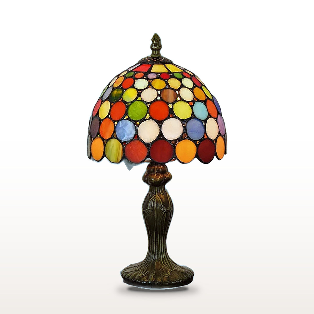 Lampe style Tiffany Confetti, vitrail sur fond blanc