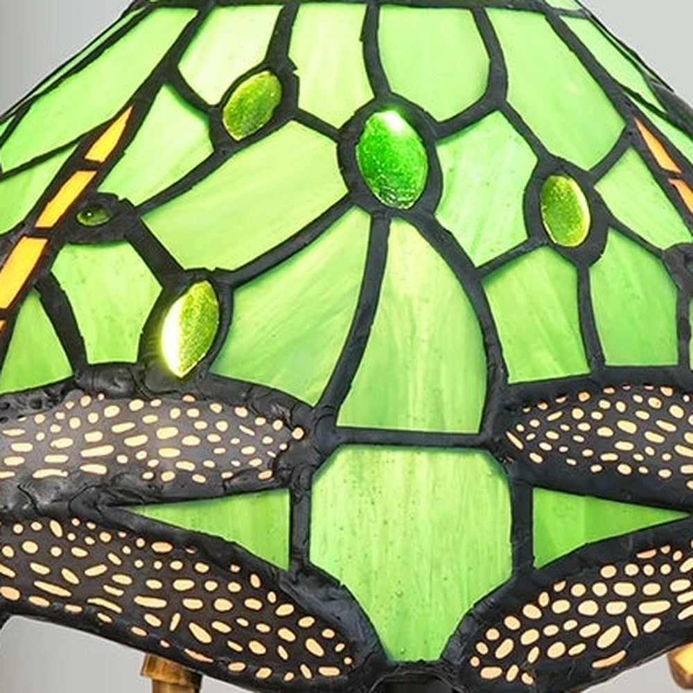 Détail du vitrail de la lampe style Tiffany Libellule verte