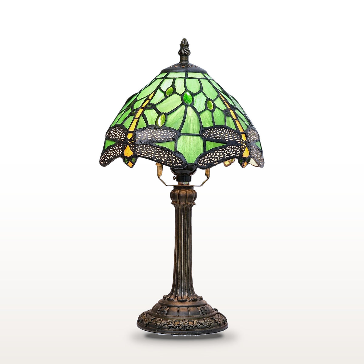 Lampe style Tiffany Libellule verte, vitrail sur fond blanc