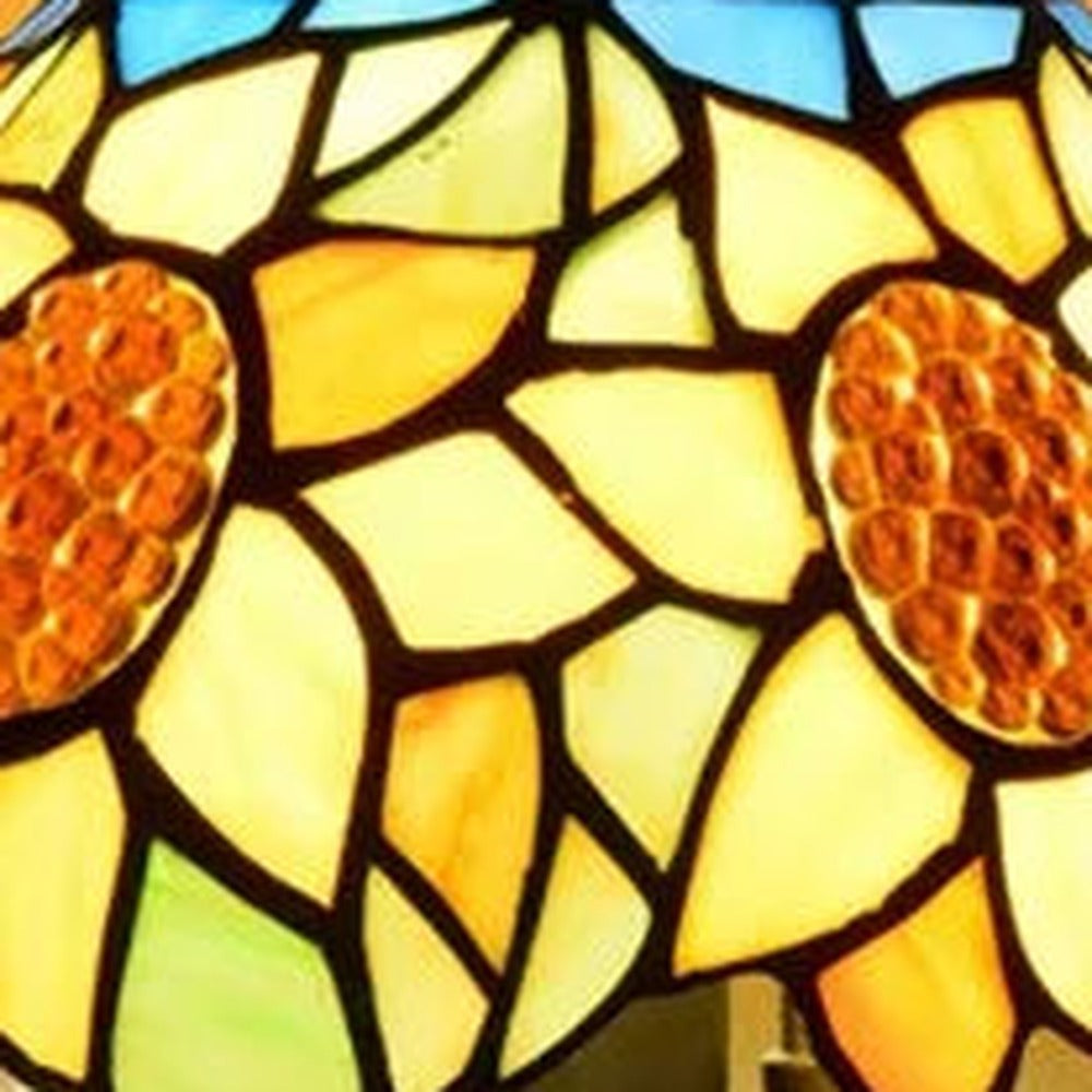 Détail du vitrail de la lampe style Tiffany Provence