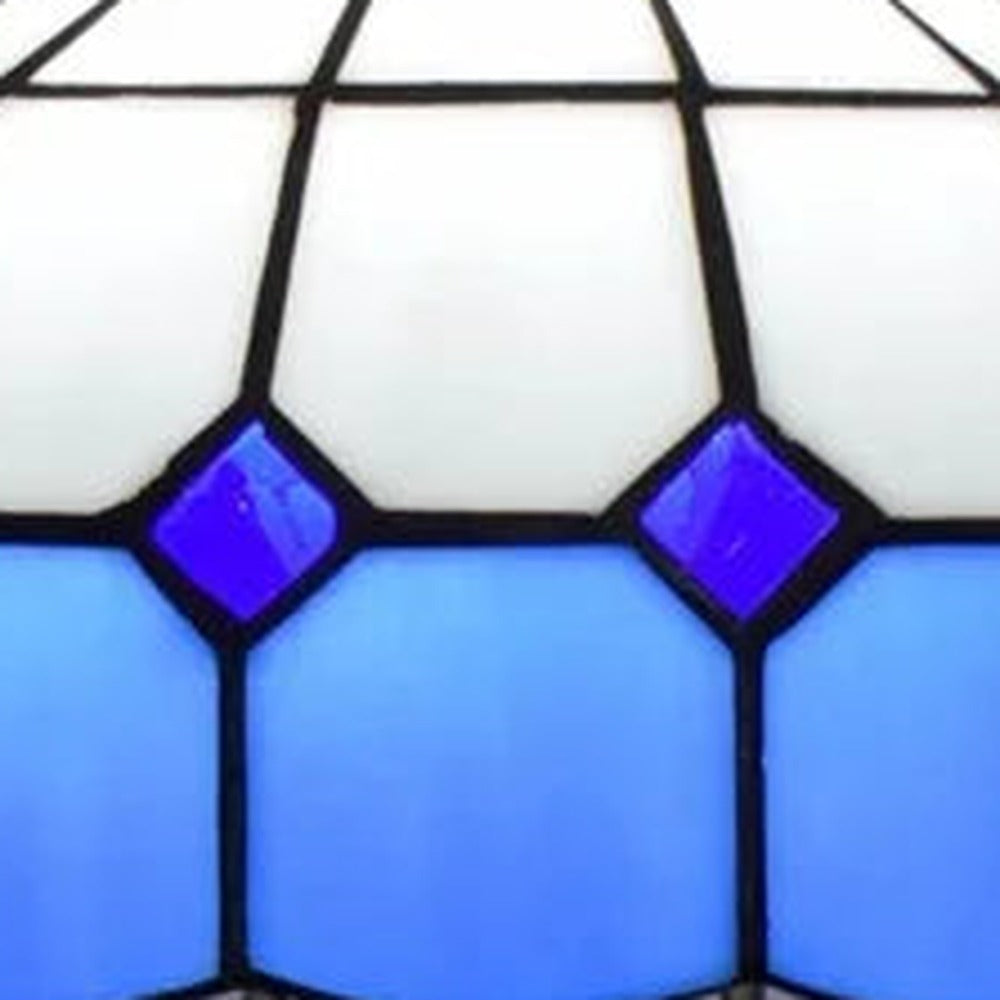 Détail du vitrail de la lampe style Tiffany Riviera